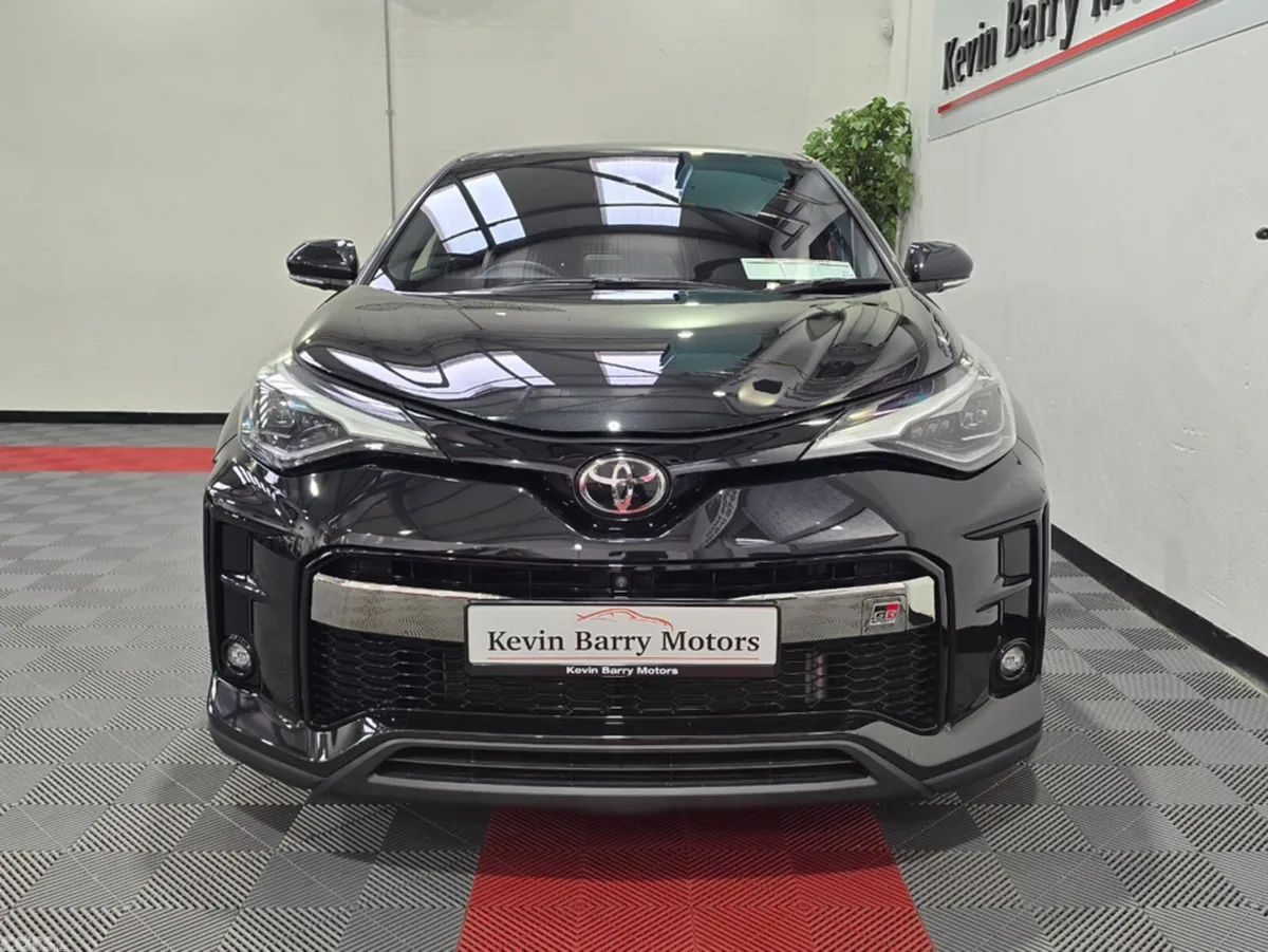 Toyota C-HR SUV, Petrol Hybrid, 2021, Black