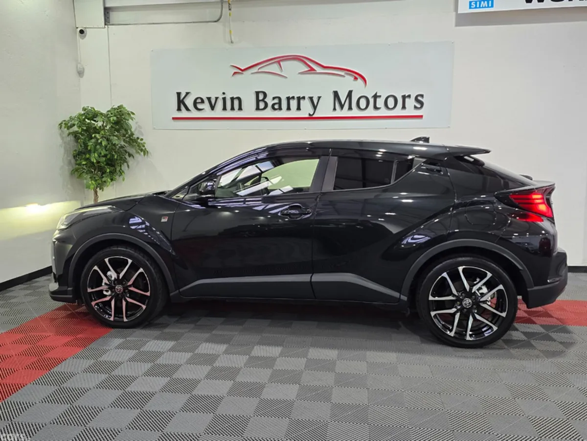 Toyota C-HR SUV, Petrol Hybrid, 2021, Black