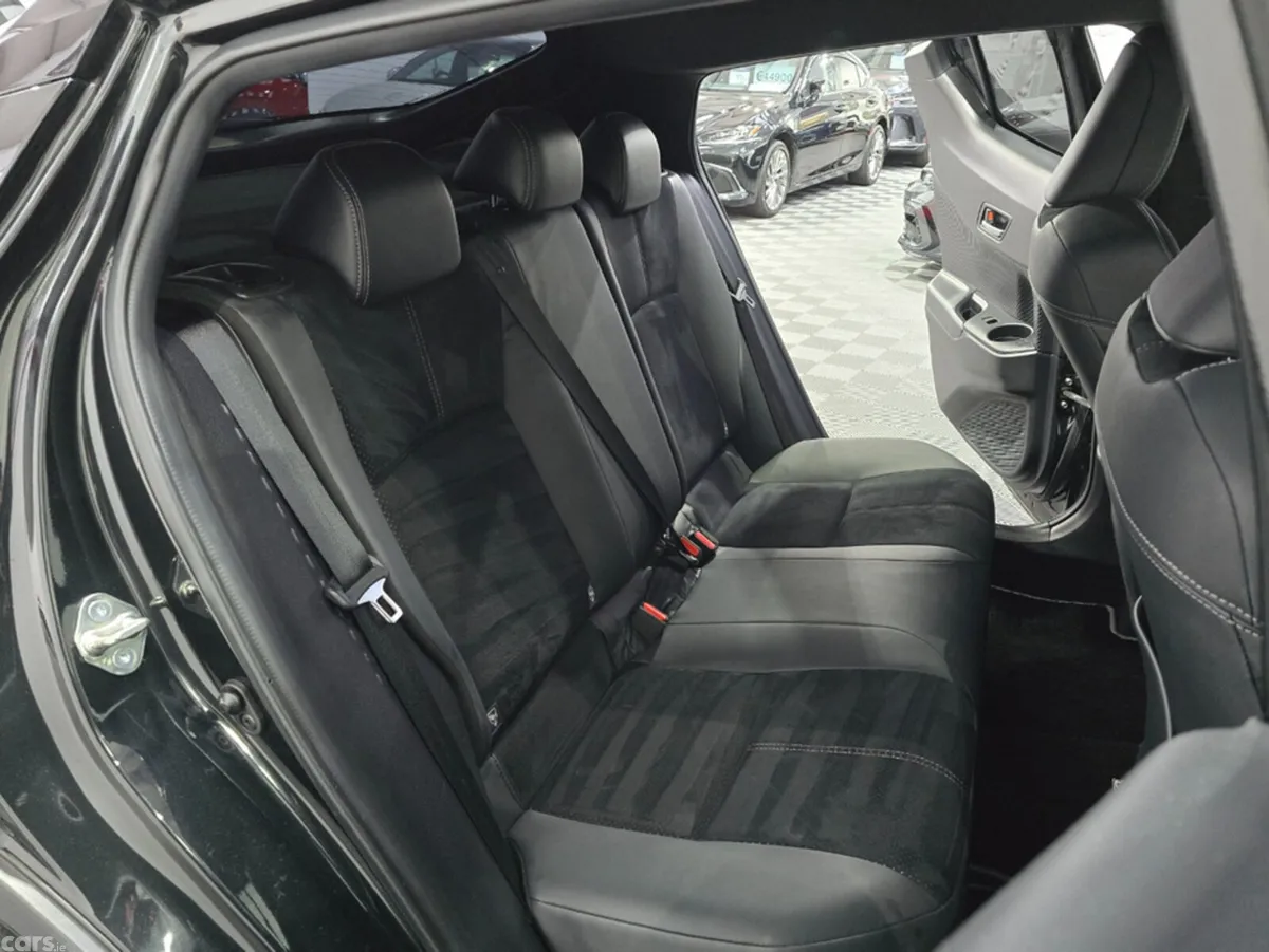 Toyota C-HR SUV, Petrol Hybrid, 2021, Black