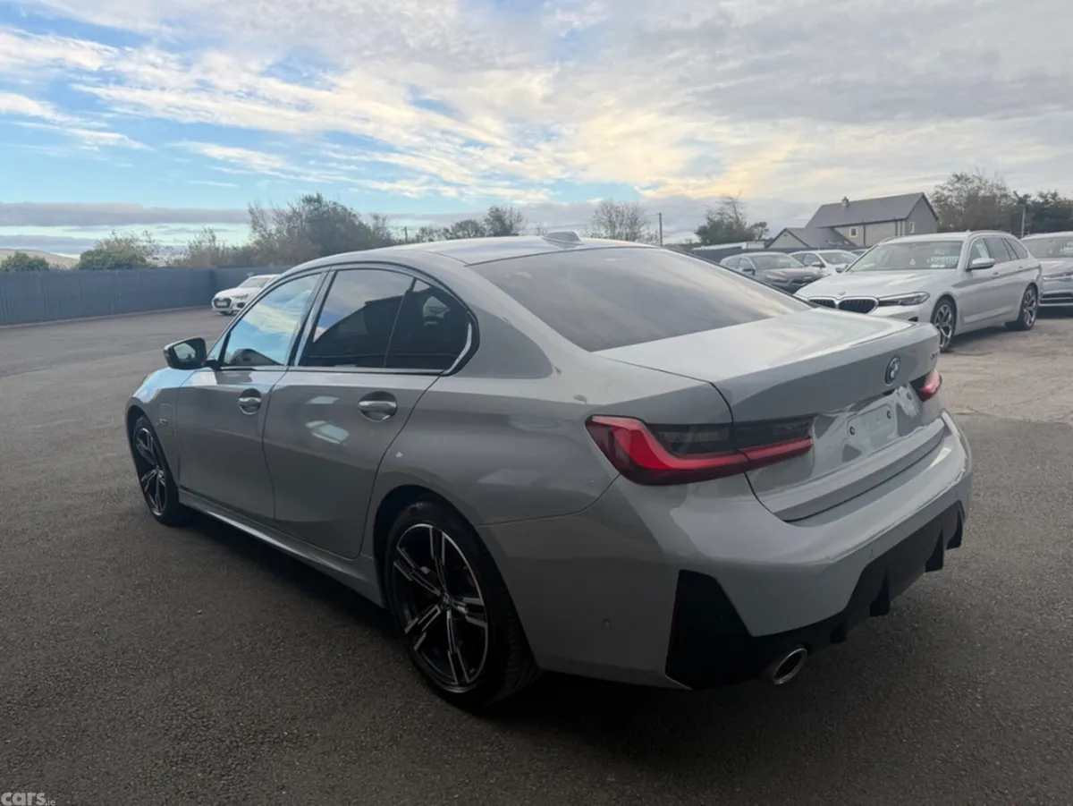 BMW 3-Series Saloon, Petrol Plug-in Hybrid, 2023, Grey
