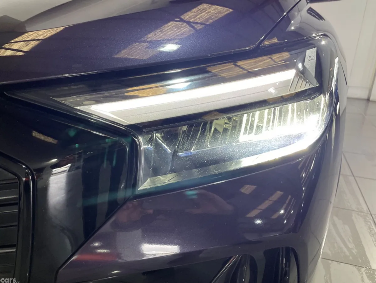 Audi Q4 e-tron Hatchback, Electric, 2023, Purple