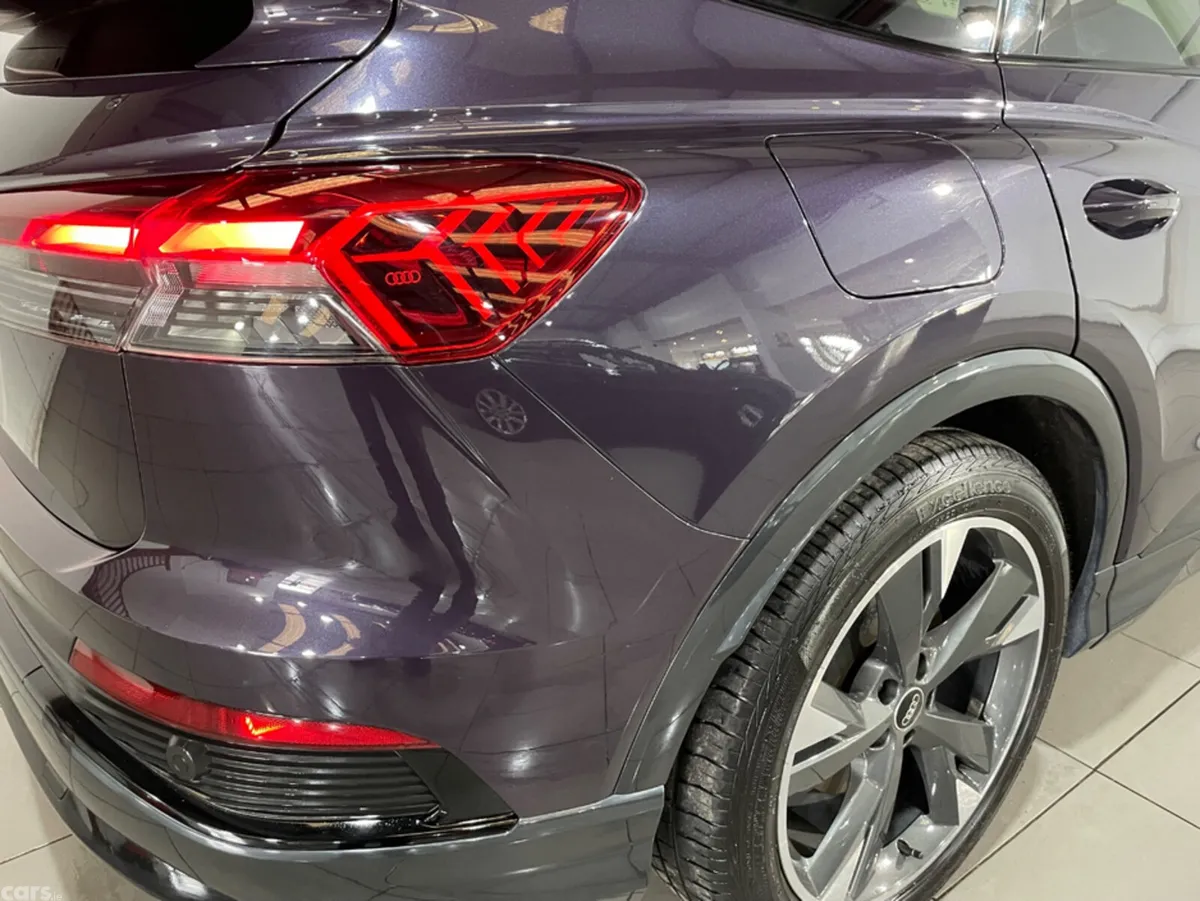 Audi Q4 e-tron Hatchback, Electric, 2023, Purple