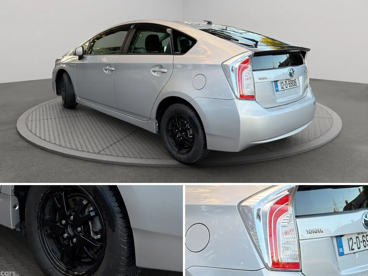 Toyota Prius Hatchback, Petrol Hybrid, 2012, Silver