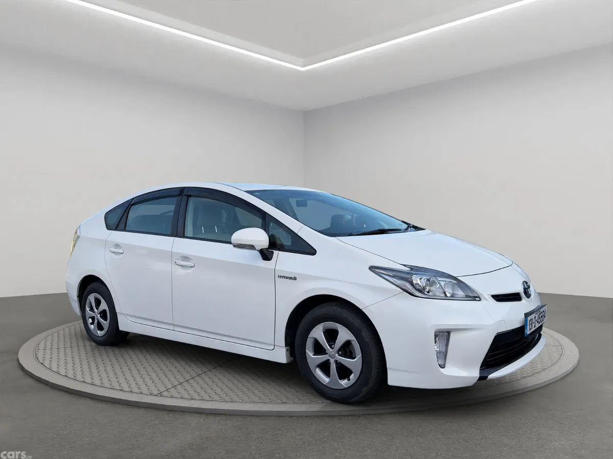 Toyota Prius Hatchback, Petrol Hybrid, 2013, White
