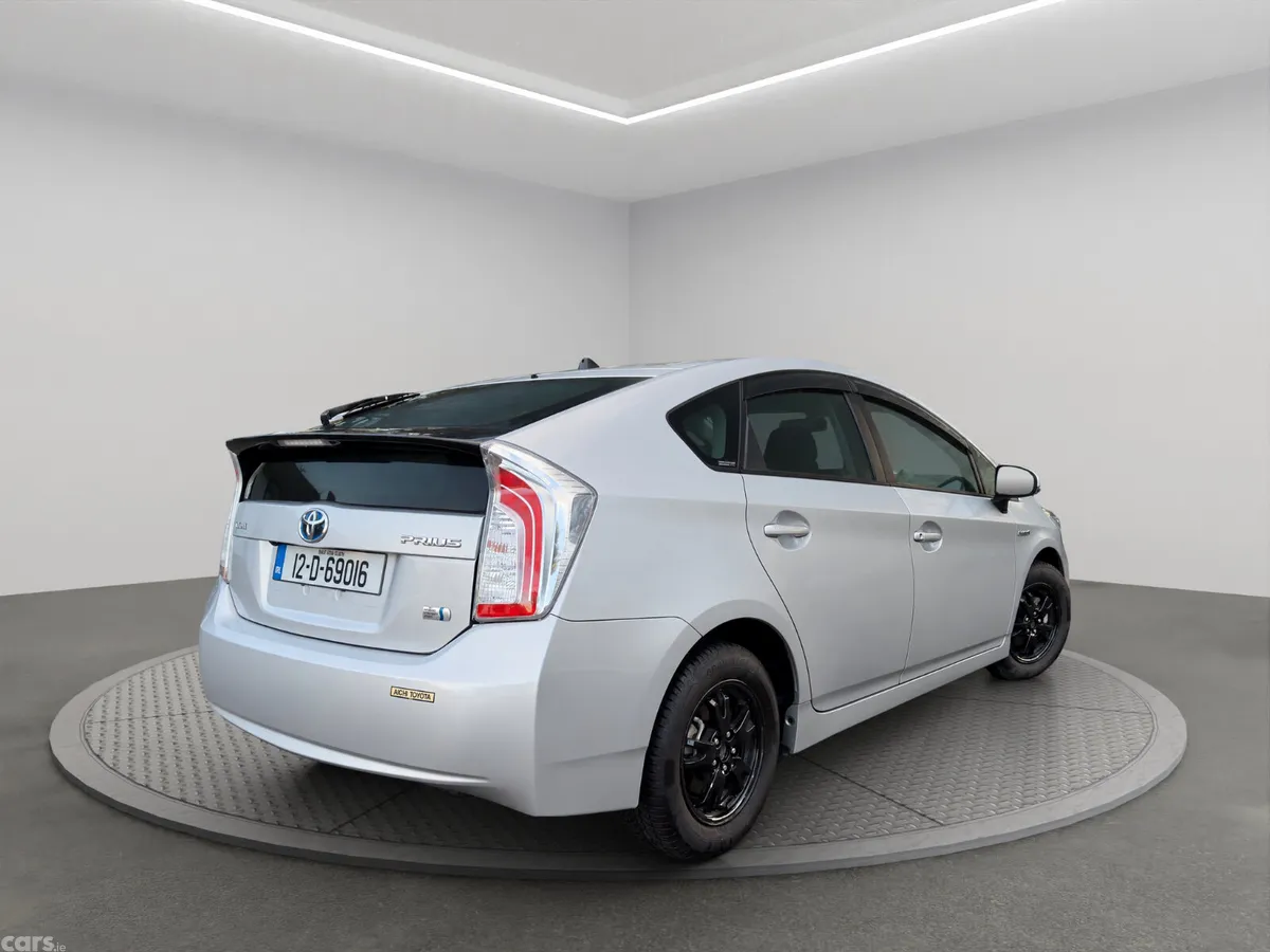 Toyota Prius Hatchback, Petrol Hybrid, 2012, Silver
