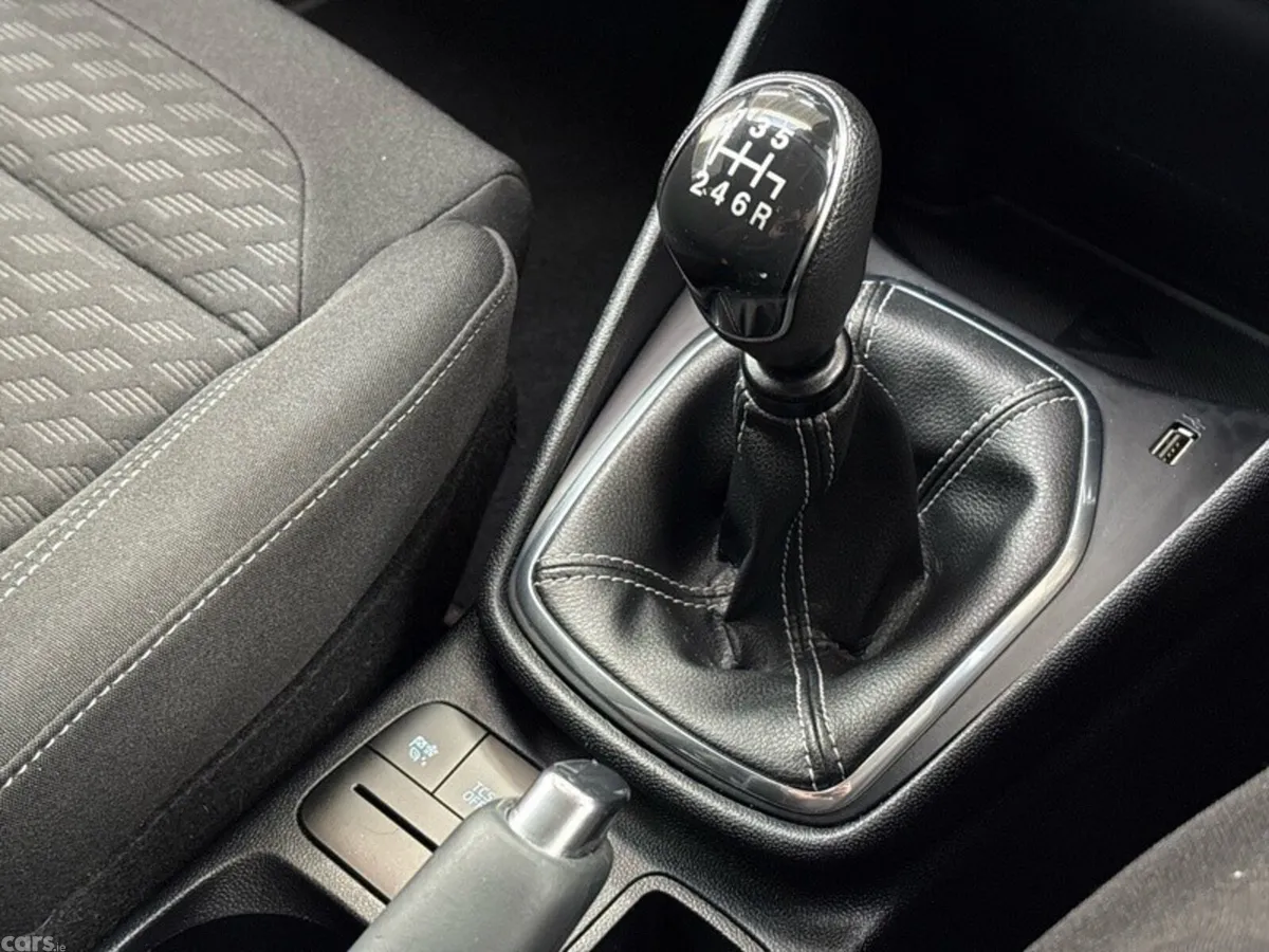 Ford Fiesta Hatchback, Petrol, 2023, Blue