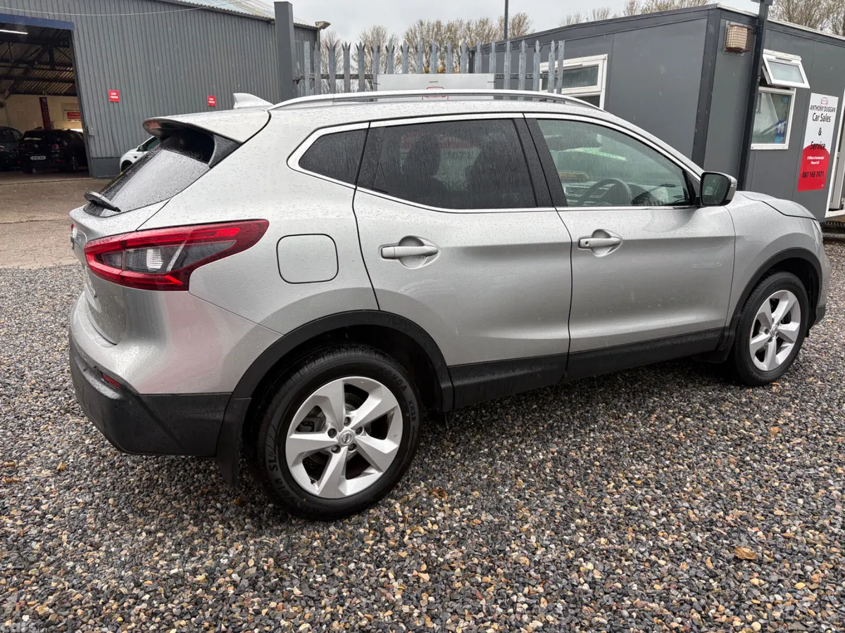 Nissan Qashqai MPV, Petrol, 2019, Grey