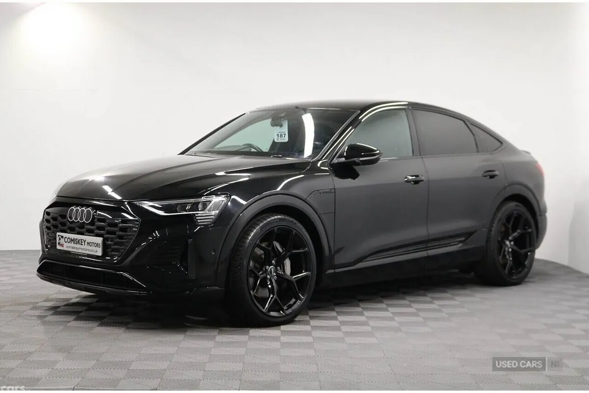 Audi Q8 SUV, Electric, 2023, Black