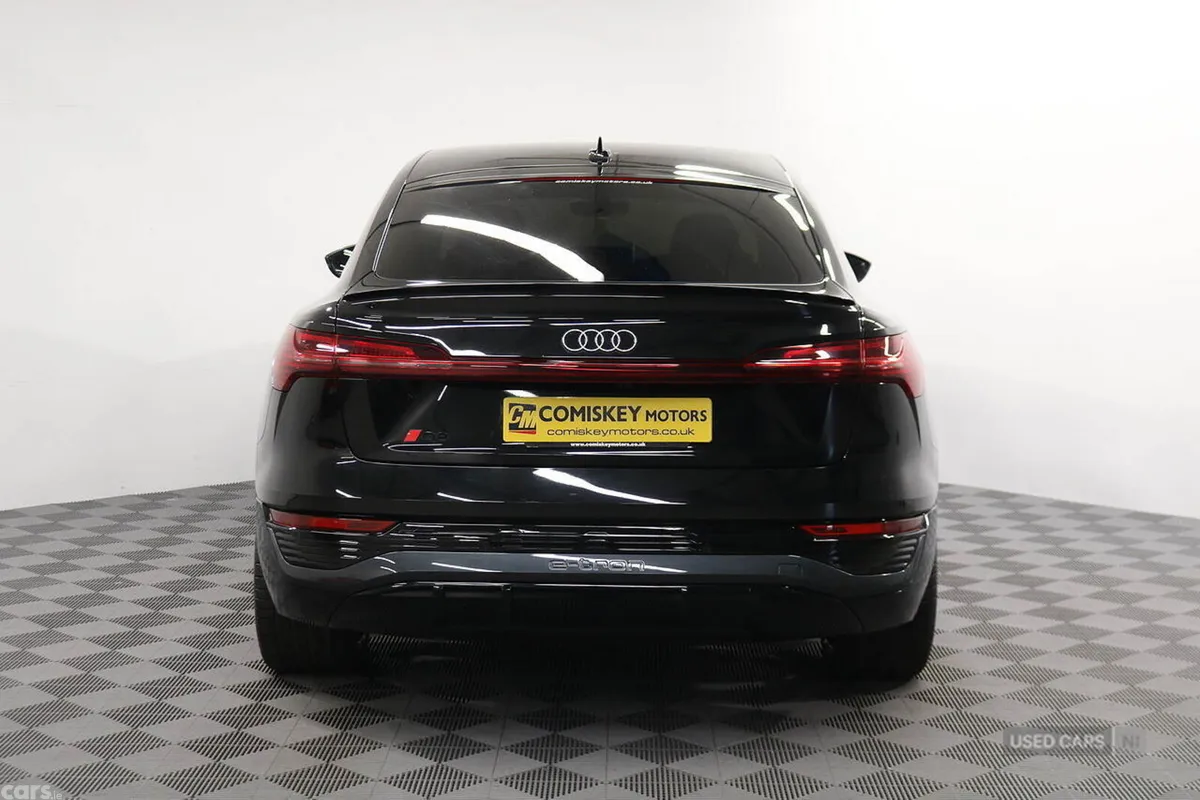 Audi Q8 SUV, Electric, 2023, Black