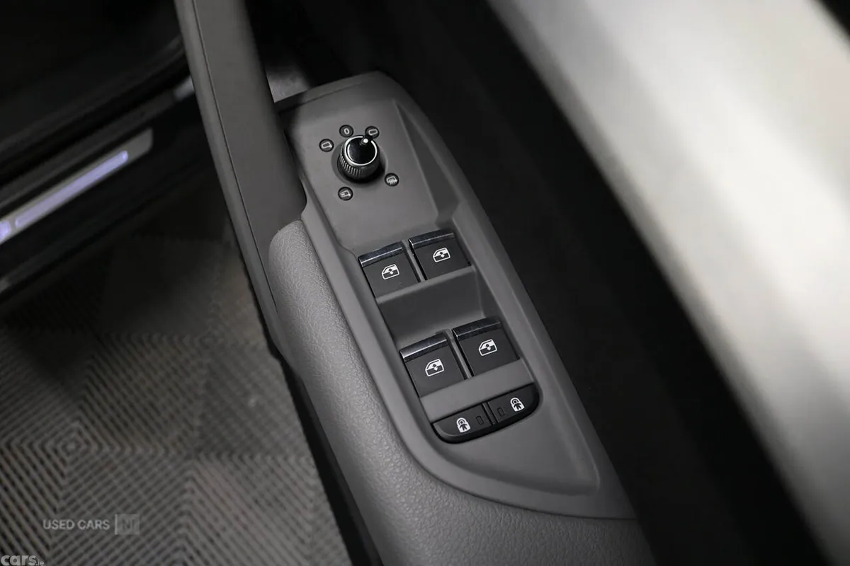 Audi Q5 SUV, Diesel, 2023, Grey
