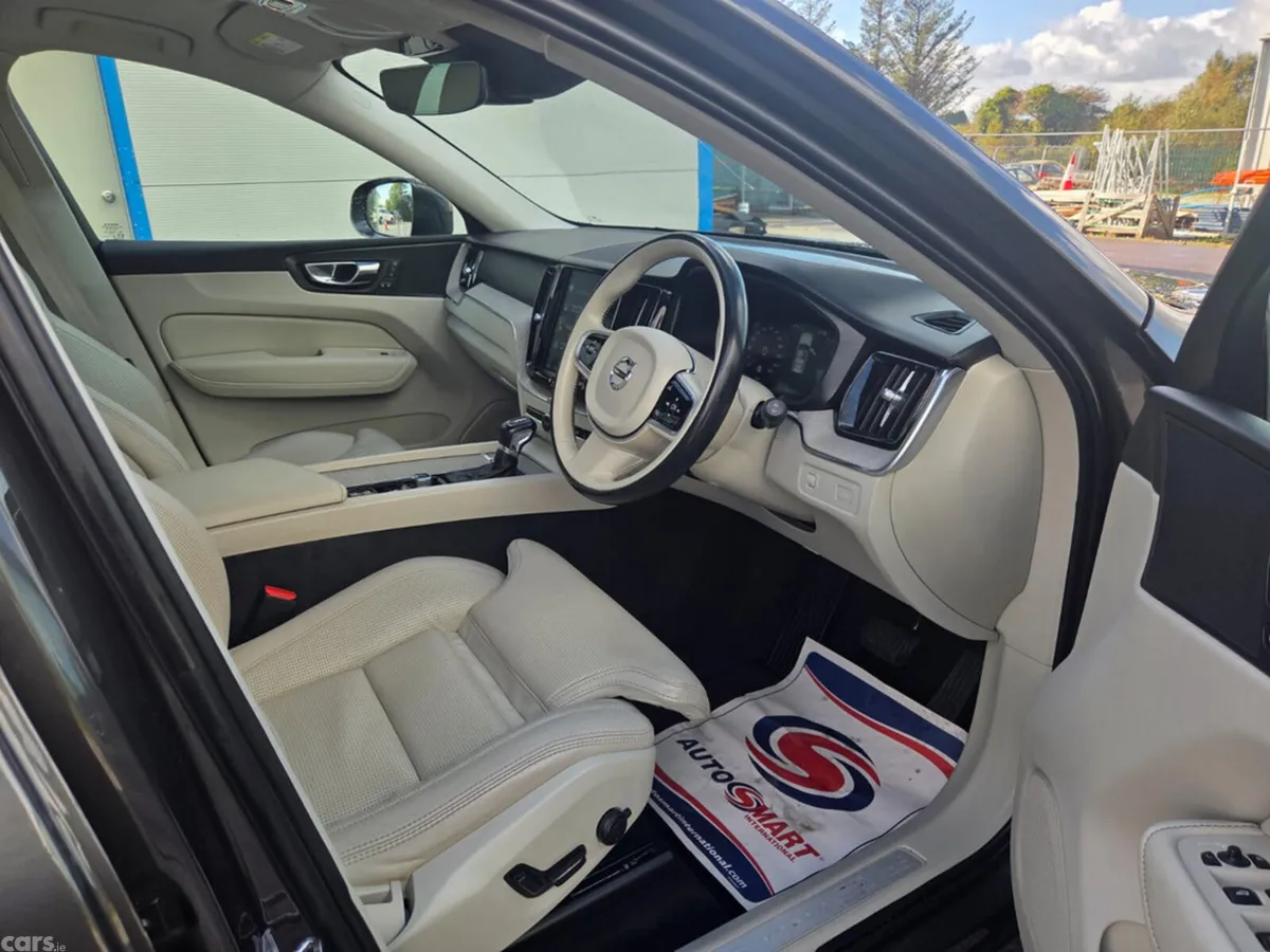 Volvo XC60 Estate, Diesel, 2020, Grey