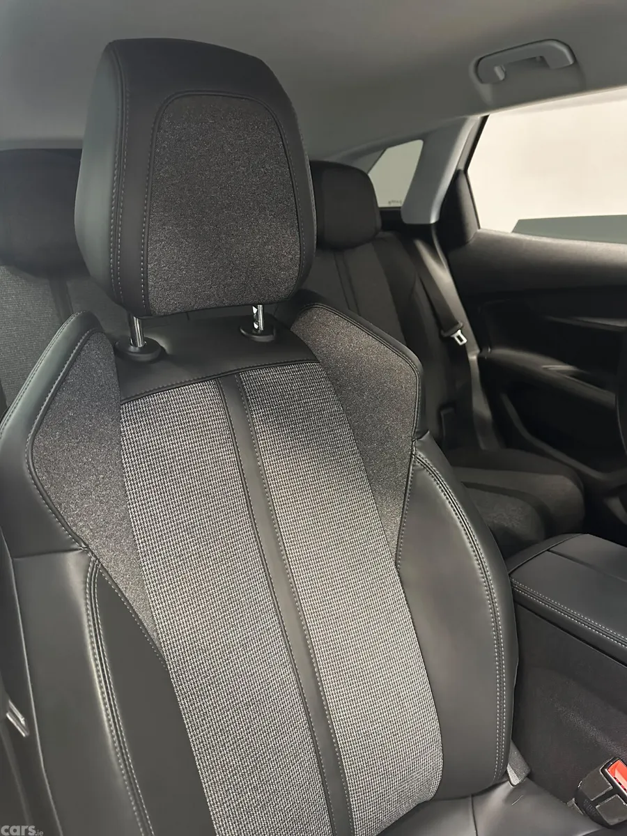 Peugeot 3008 SUV, Diesel, 2017, White