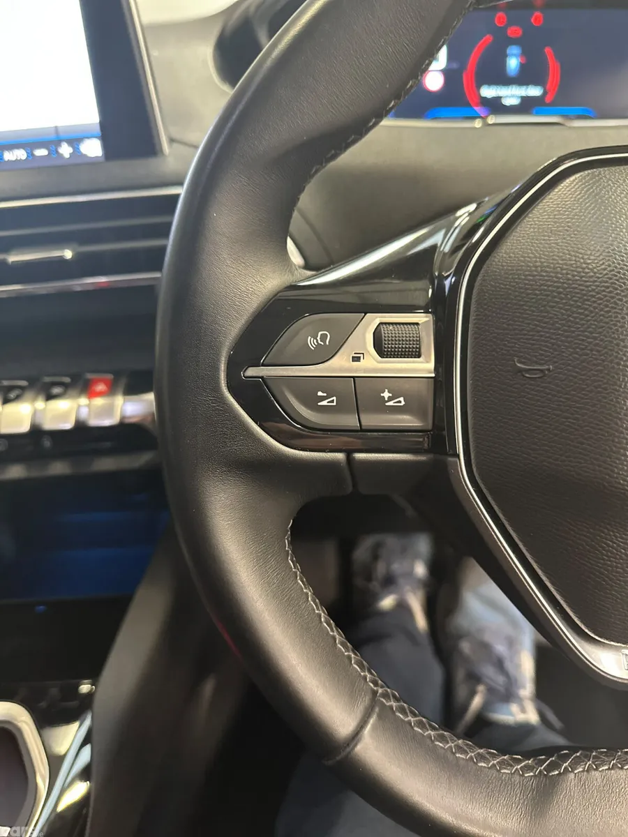 Peugeot 3008 SUV, Diesel, 2017, White