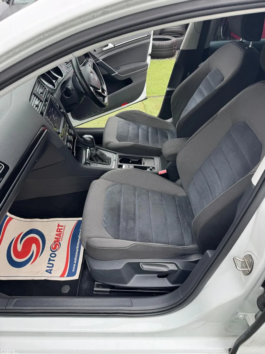 Volkswagen Golf Hatchback, Petrol, 2015, White