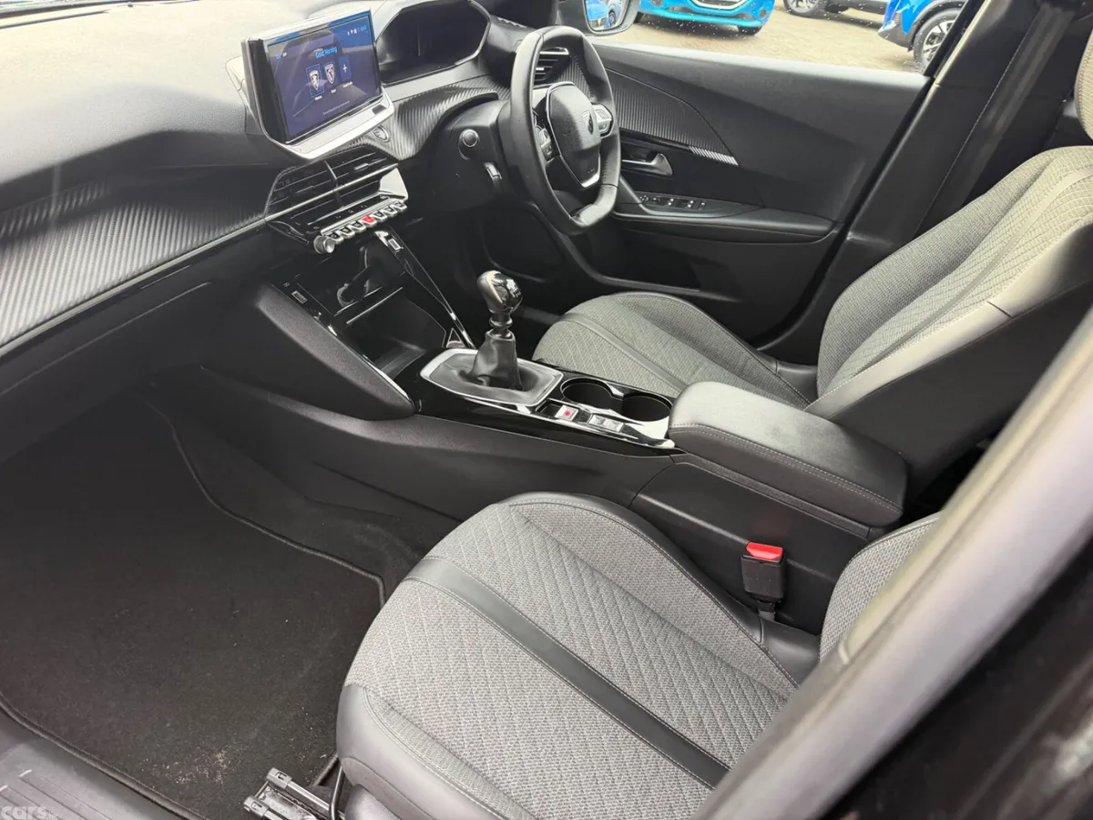 Peugeot 208 Hatchback, Petrol, 2024, Grey