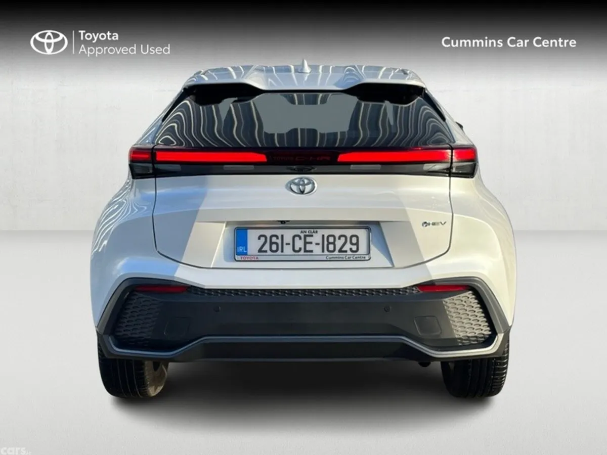 Toyota C-HR SUV, Petrol Hybrid, 2026, White