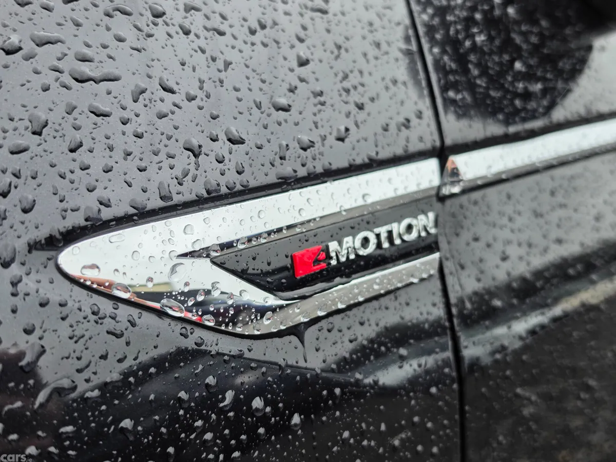 Volkswagen Tiguan SUV, Diesel, 2016, Black
