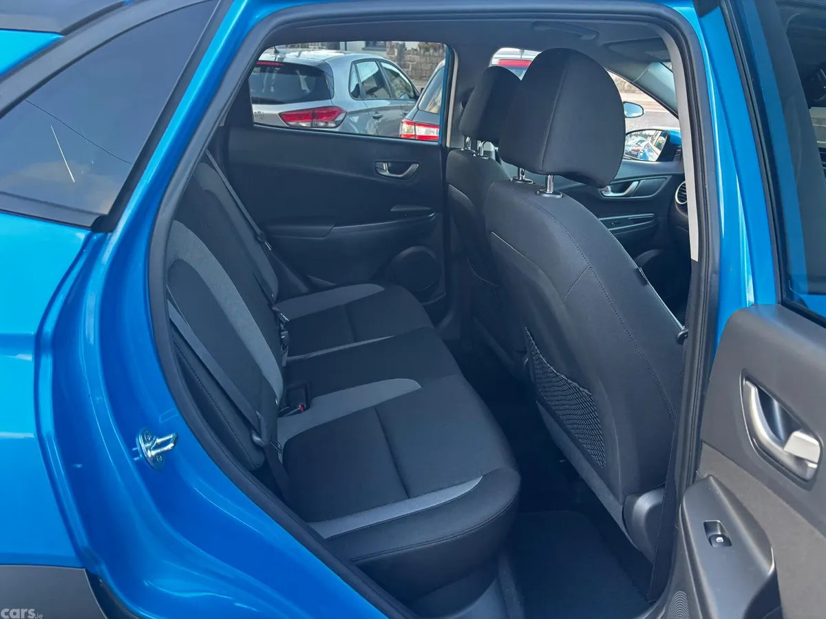 Hyundai KONA MPV, Petrol, 2019, Blue