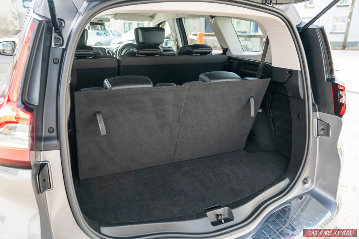 Renault Grand Scenic MPV, Diesel, 2017, Grey