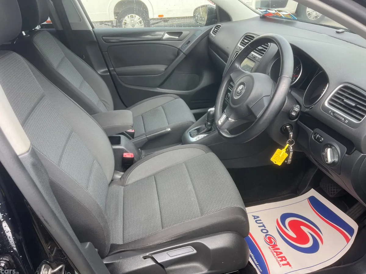 Volkswagen Golf Hatchback, Petrol, 2012, Black