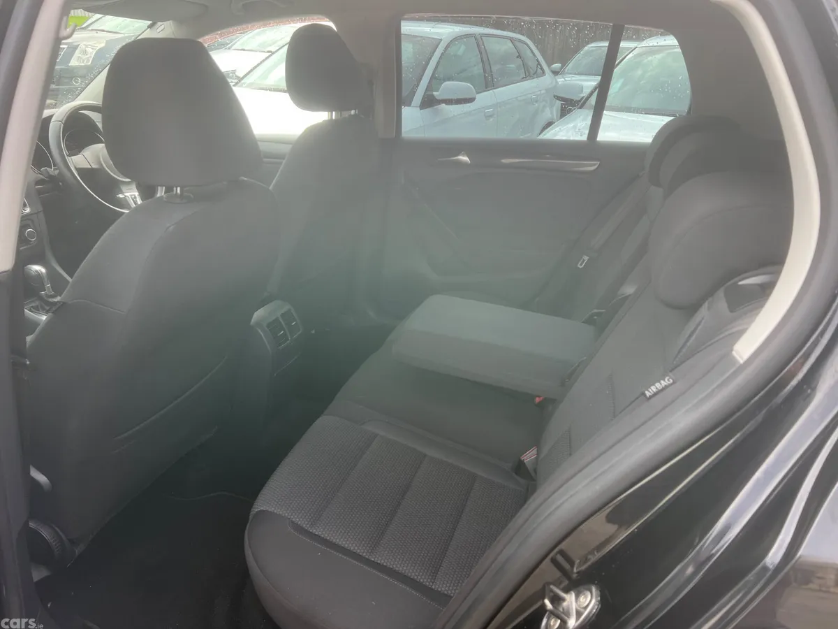 Volkswagen Golf Hatchback, Petrol, 2012, Black
