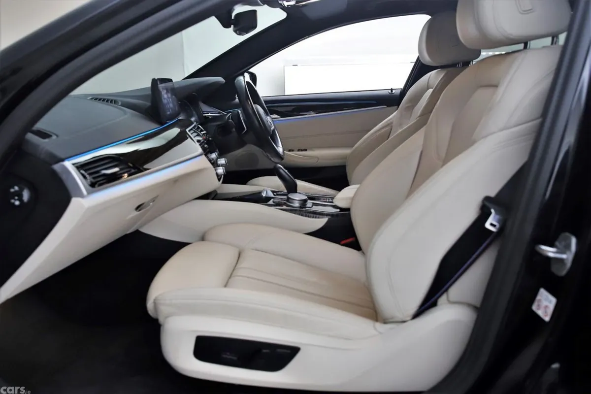 BMW 5-Series Saloon, Petrol Plug-in Hybrid, 2023, Black