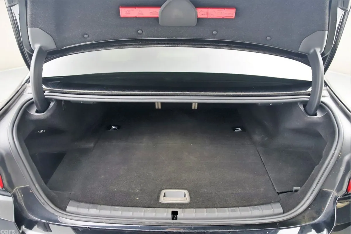 BMW 5-Series Saloon, Petrol Plug-in Hybrid, 2023, Black