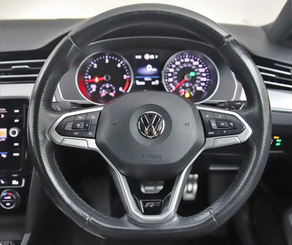 Volkswagen Passat Estate, Diesel, 2020, Grey