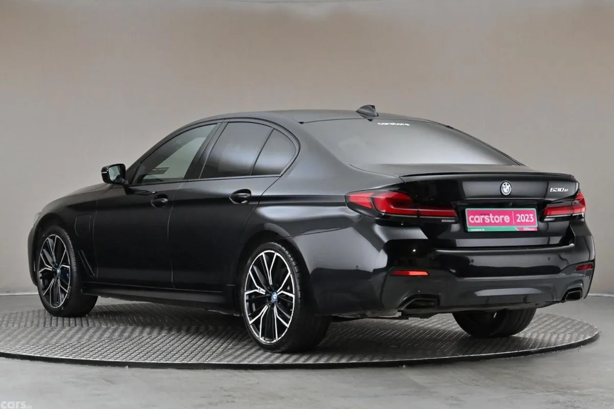 BMW 5-Series Saloon, Petrol Plug-in Hybrid, 2023, Black
