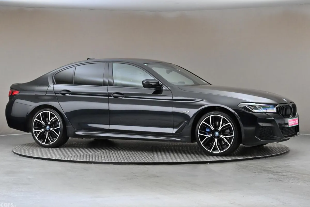 BMW 5-Series Saloon, Petrol Plug-in Hybrid, 2023, Black