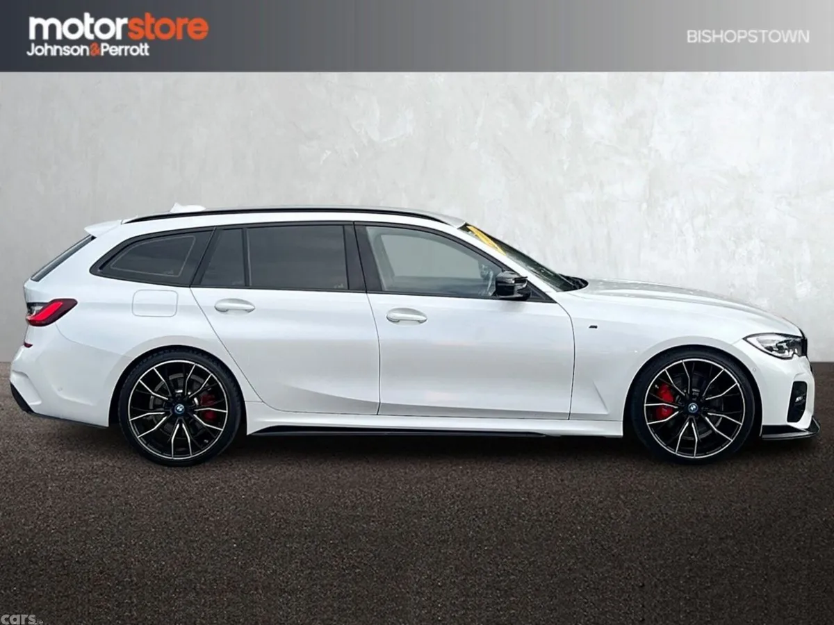 BMW 3-Series Estate, Petrol Plug-in Hybrid, 2022, White