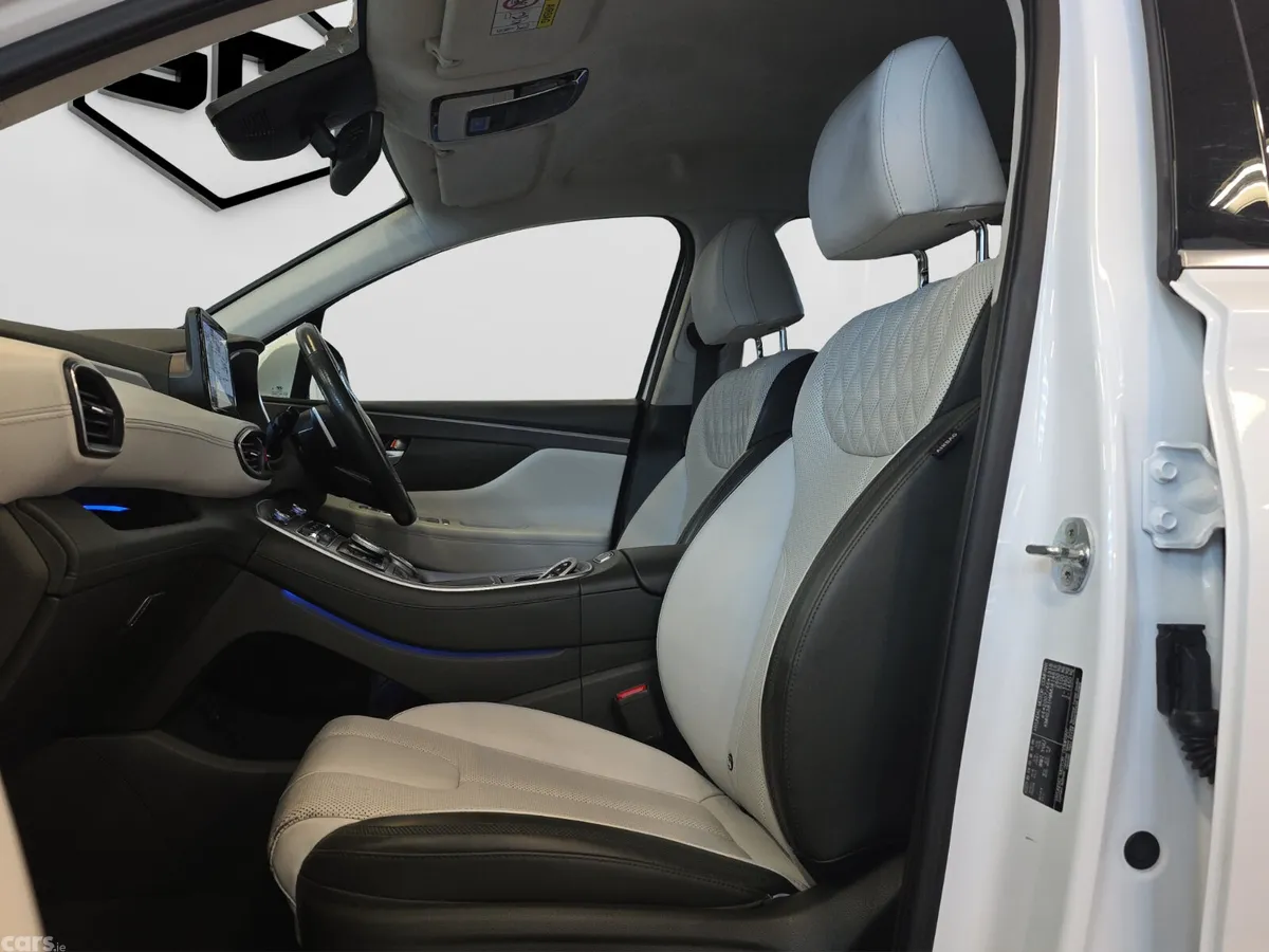 Hyundai Santa Fe SUV, Diesel, 2022, White