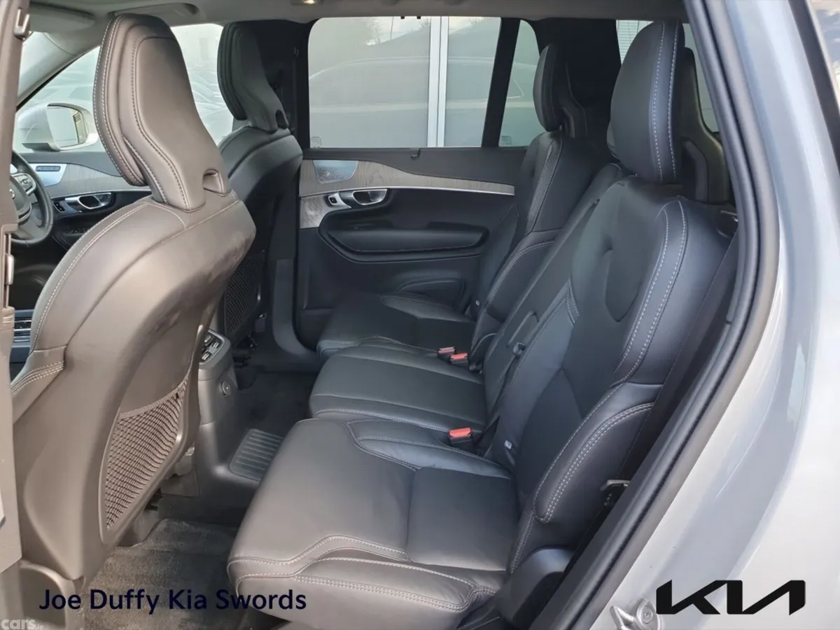 Volvo XC90 SUV, Petrol Plug-in Hybrid, 2025, Silver