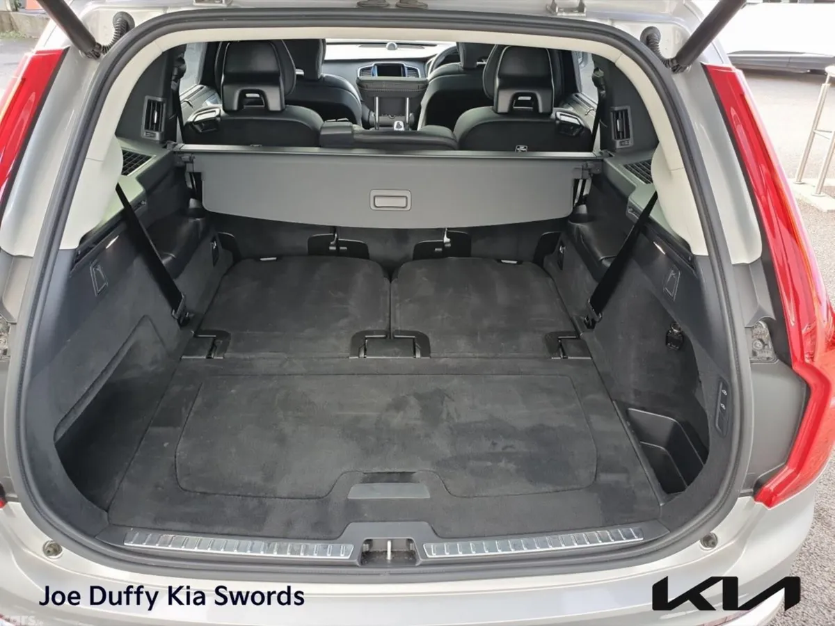 Volvo XC90 SUV, Petrol Plug-in Hybrid, 2025, Silver