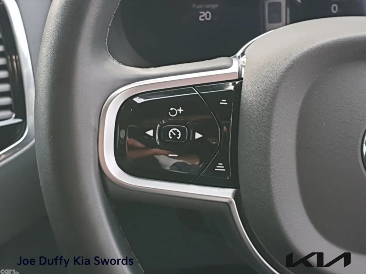 Volvo XC90 SUV, Petrol Plug-in Hybrid, 2025, Silver
