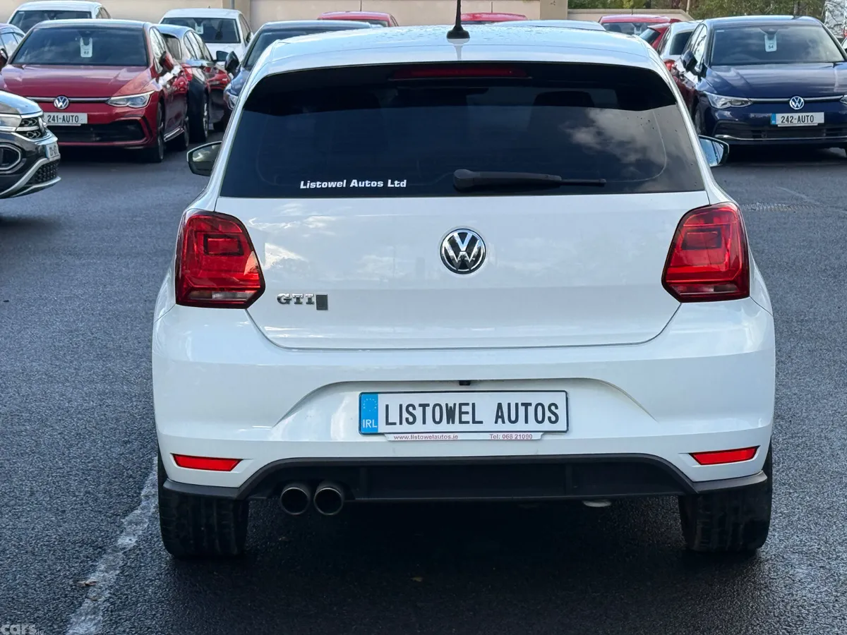 Volkswagen Polo Hatchback, Petrol, 2017, White