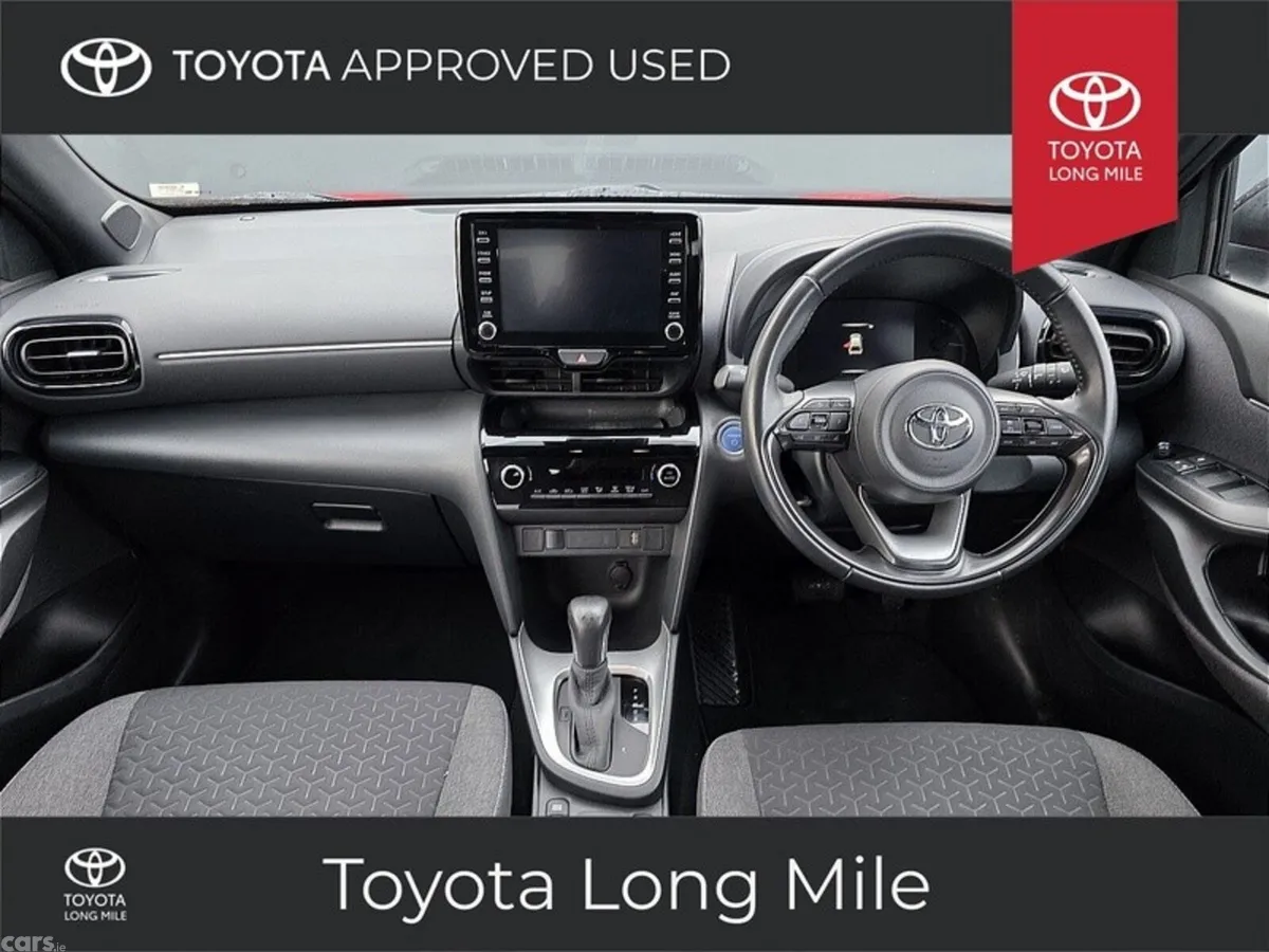 Toyota Yaris Cross Hatchback, Petrol Hybrid, 2023, Red