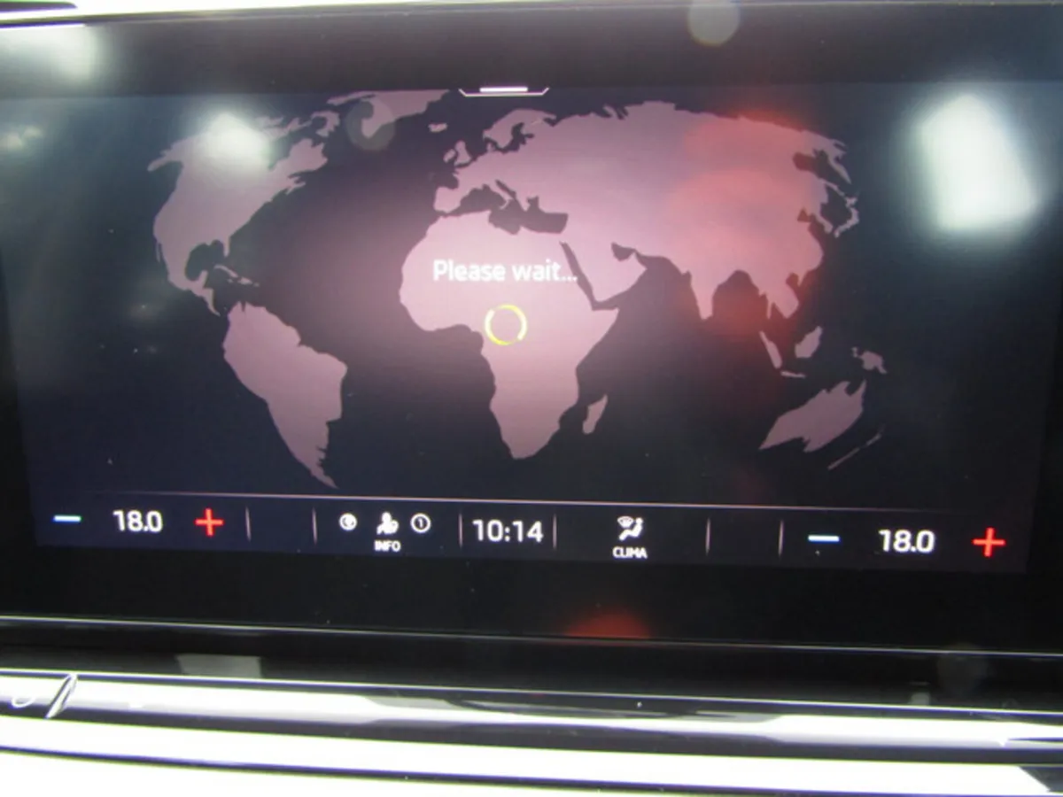 Skoda Octavia Hatchback, Diesel, 2021, Black