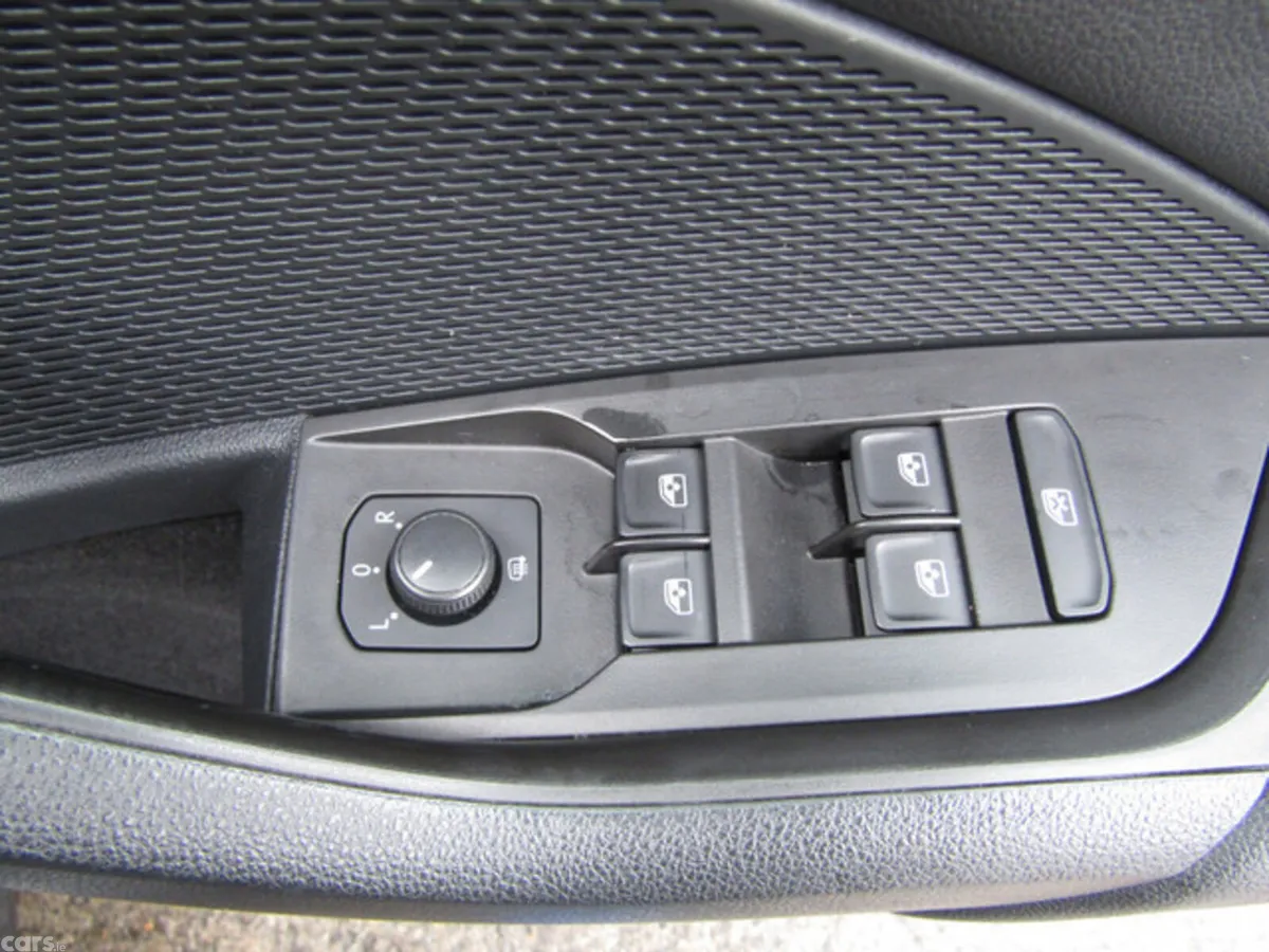 Skoda Octavia Hatchback, Diesel, 2021, Black