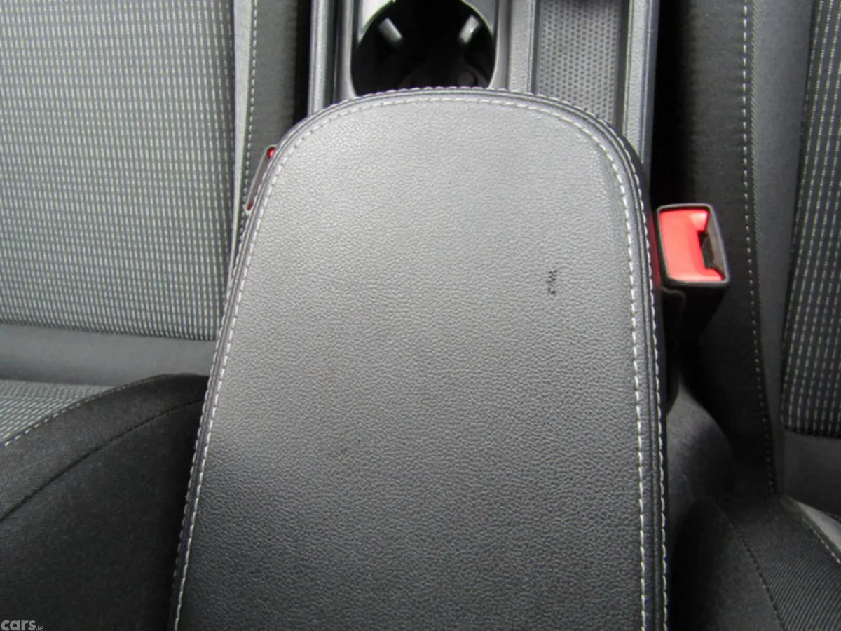 Skoda Octavia Hatchback, Diesel, 2021, Black