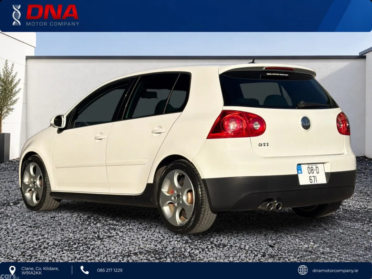 Volkswagen Golf Hatchback, Petrol, 2008, White
