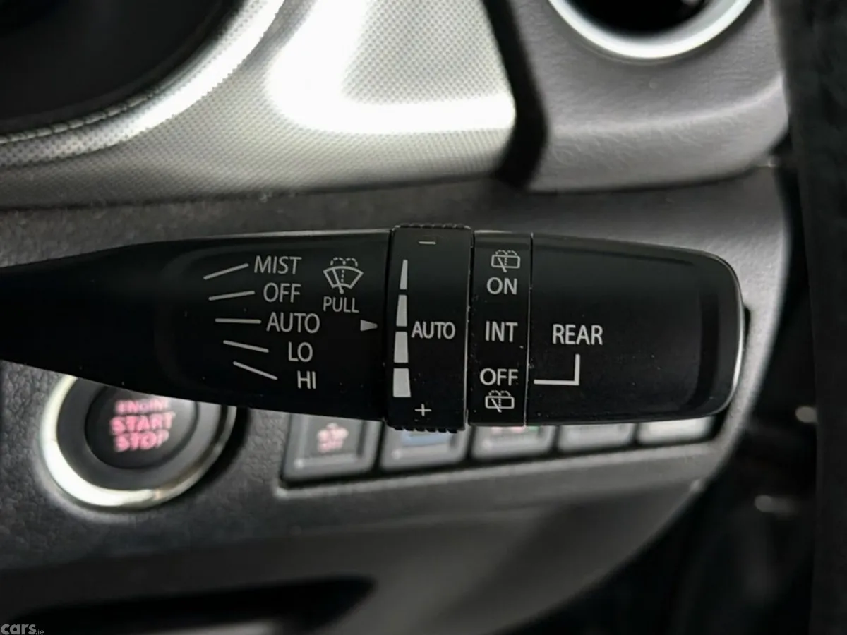 Suzuki Vitara SUV, Petrol Hybrid, 2024, Grey