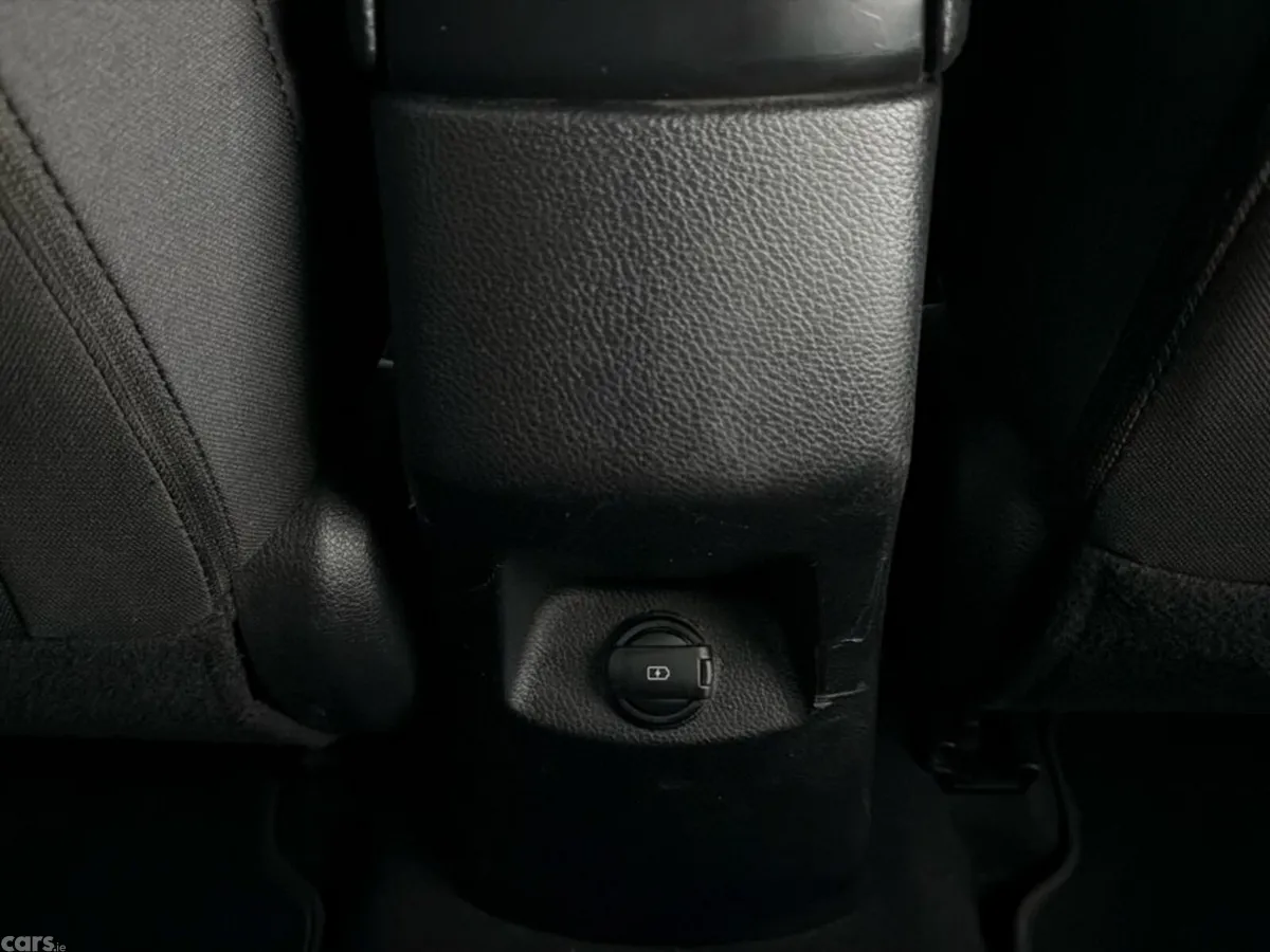 Kia Stonic Hatchback, Diesel, 2019, Brown