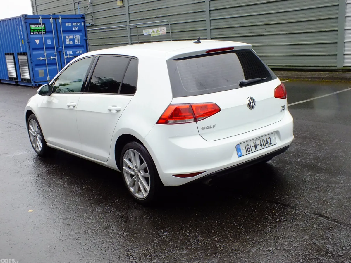 Volkswagen Golf Hatchback, Petrol, 2016, White
