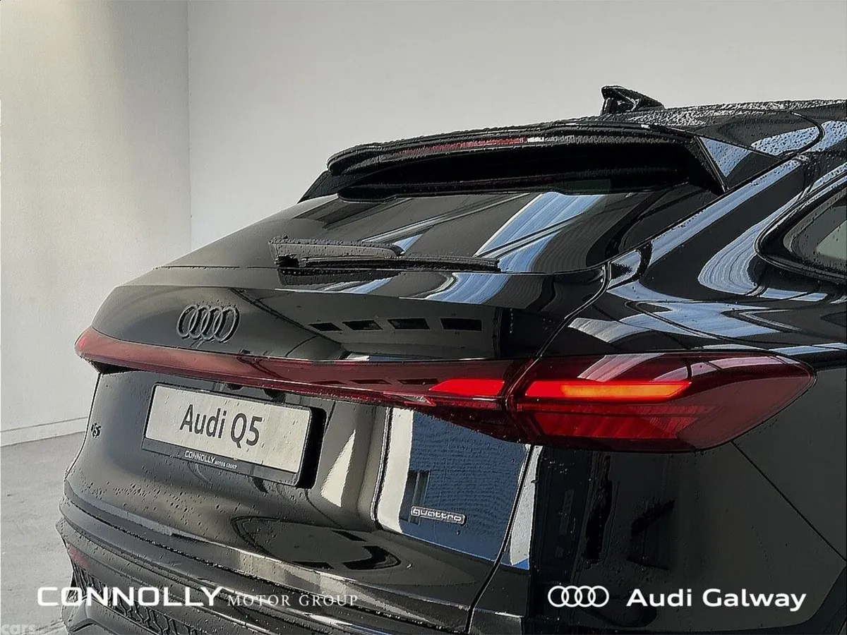 Audi Q5 SUV, Petrol Plug-in Hybrid, 2027, Black