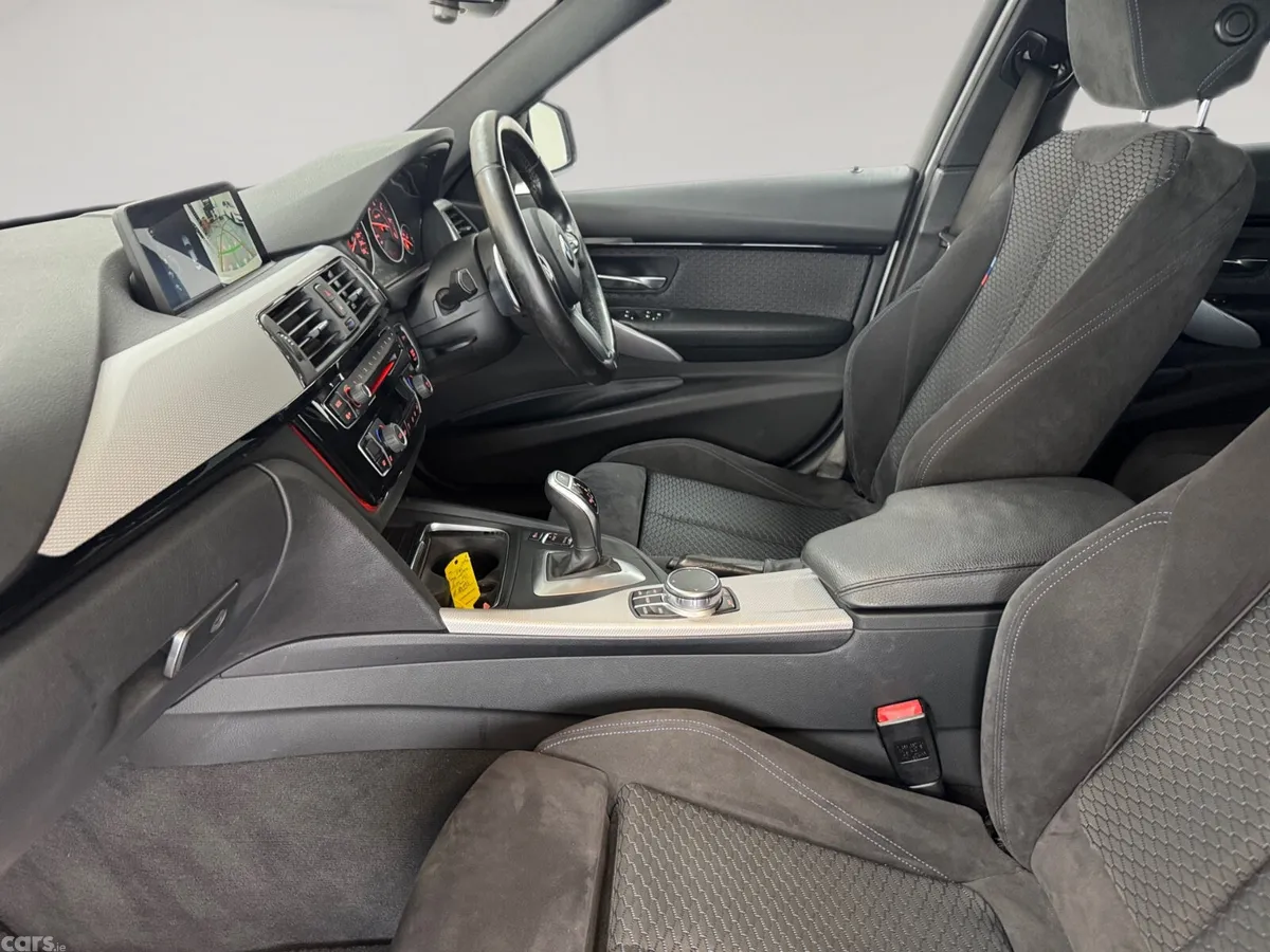 BMW 3-Series Saloon, Diesel, 2017, White