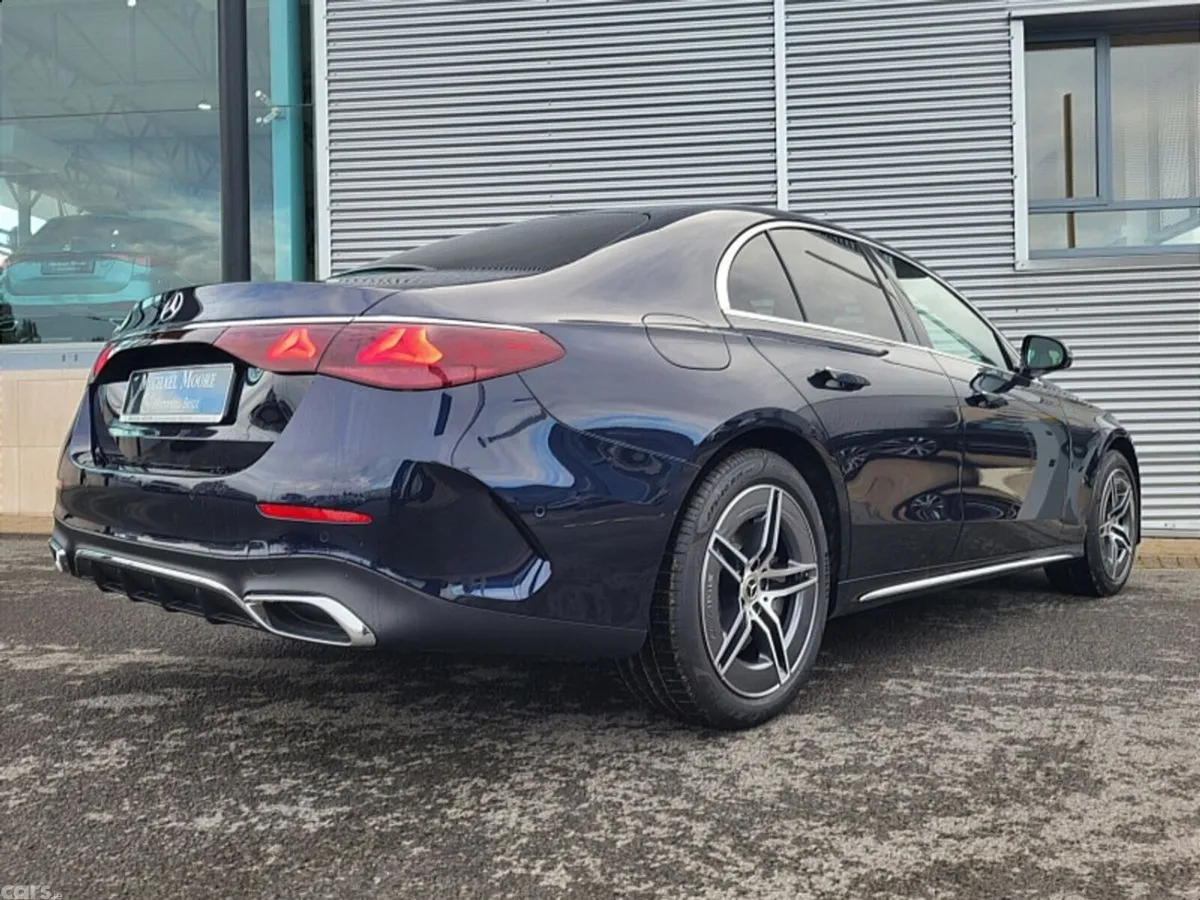 Mercedes-Benz E-Class Saloon, Diesel Plug-in Hybrid, 2027, Blue