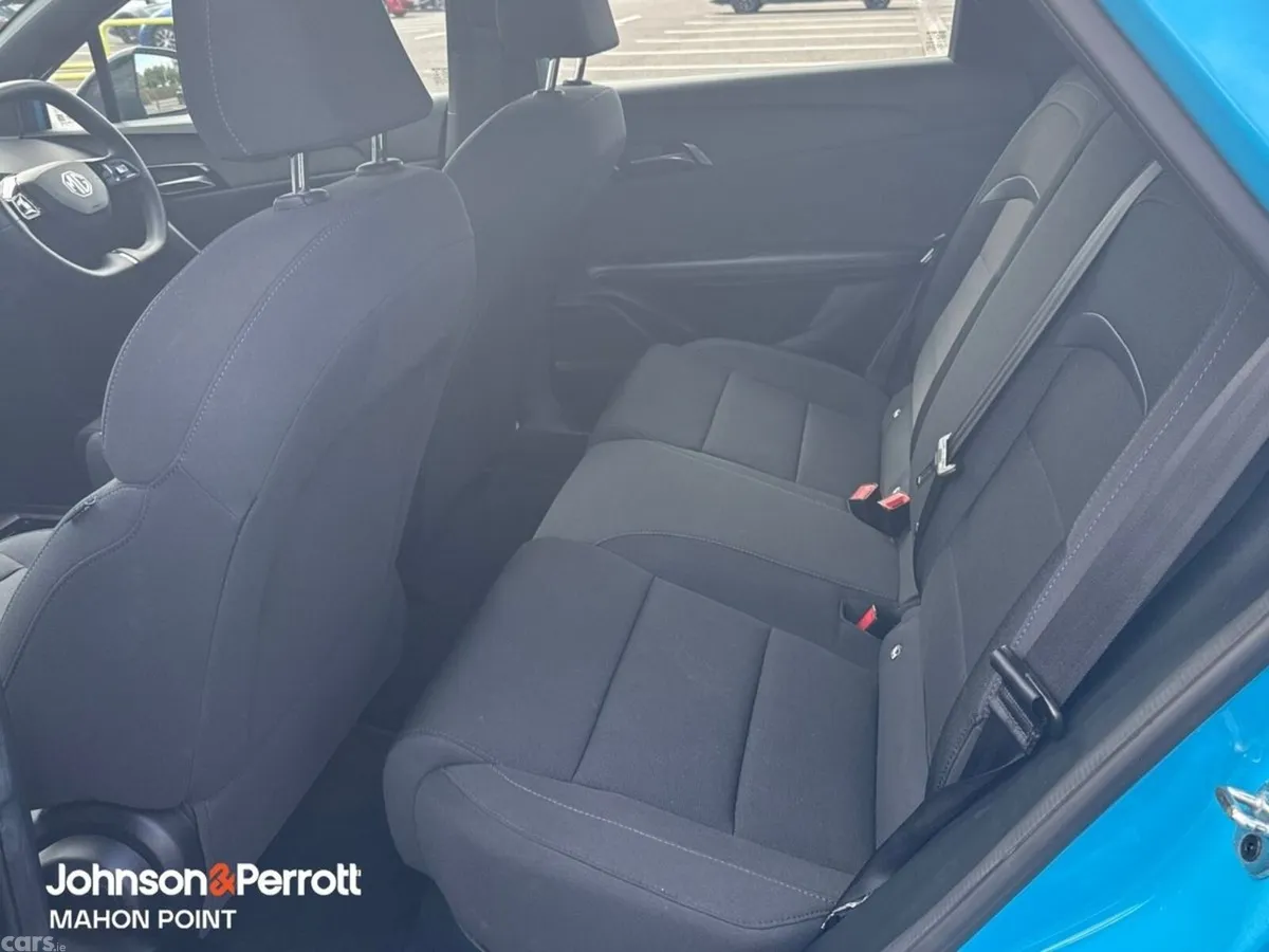 MG MG4 Hatchback, Electric, 2025, Blue
