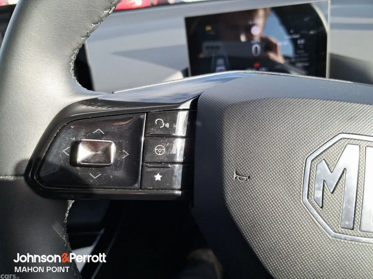 MG MG4 Hatchback, Electric, 2025, Blue