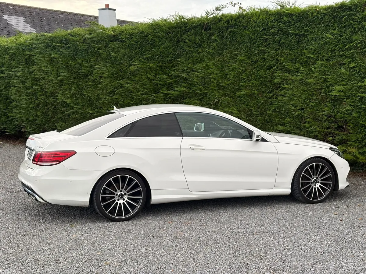Mercedes-Benz E-Class Coupe, Diesel, 2015, White